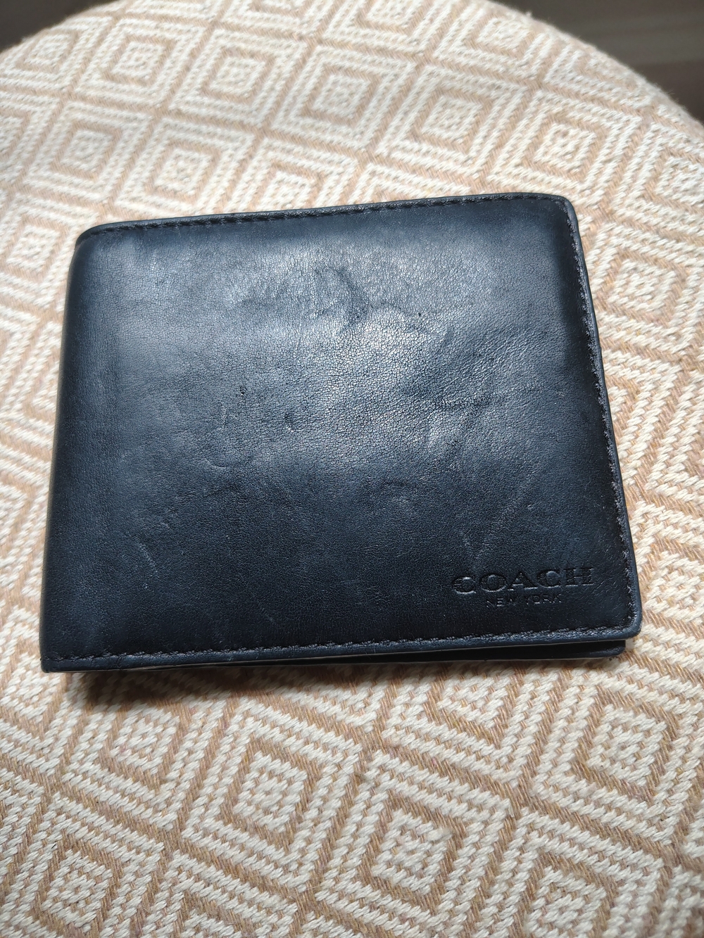COACH  Men Black Leather Bi-Fold Wallet